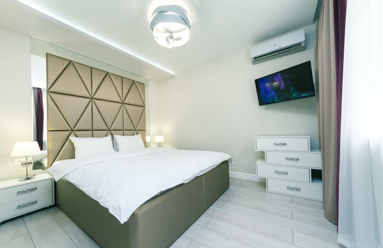 Bessarabsky Kvartal Kiev Exterior foto