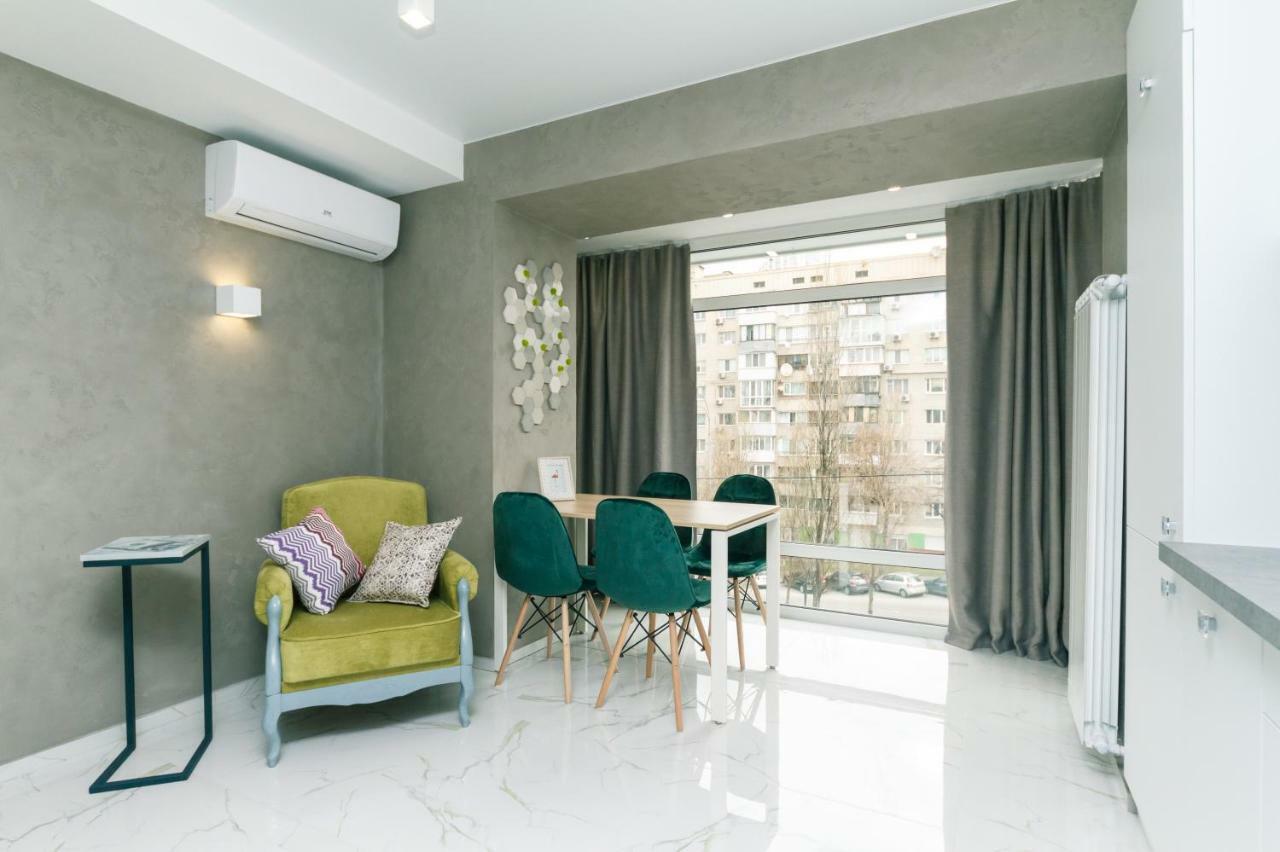 Bessarabsky Kvartal Kiev Exterior foto